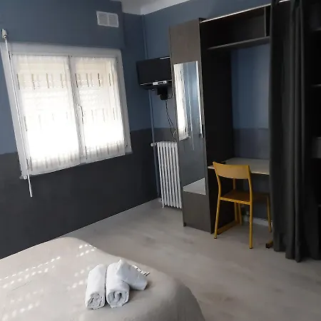 Eiffel Aparthotel *